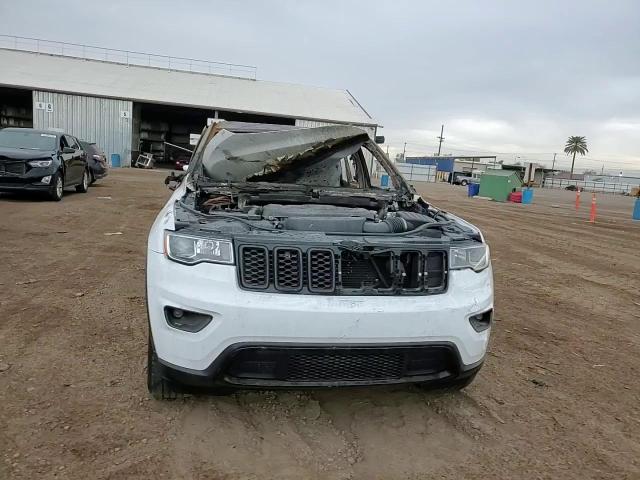 2020 Jeep Grand Cherokee - Image 10