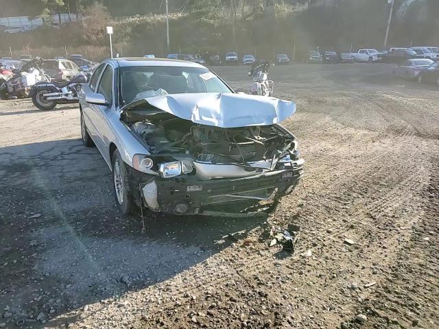 YV1RH592552461069 2005 Volvo S60 2.5T