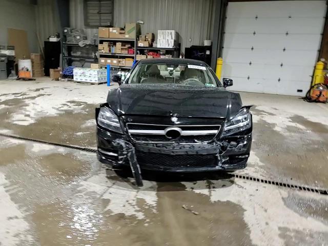 WDDLJ9BB0CA053525 2012 Mercedes-Benz Cls 550 4Matic