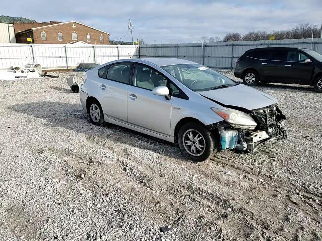 2011 Toyota Prius - Image 10