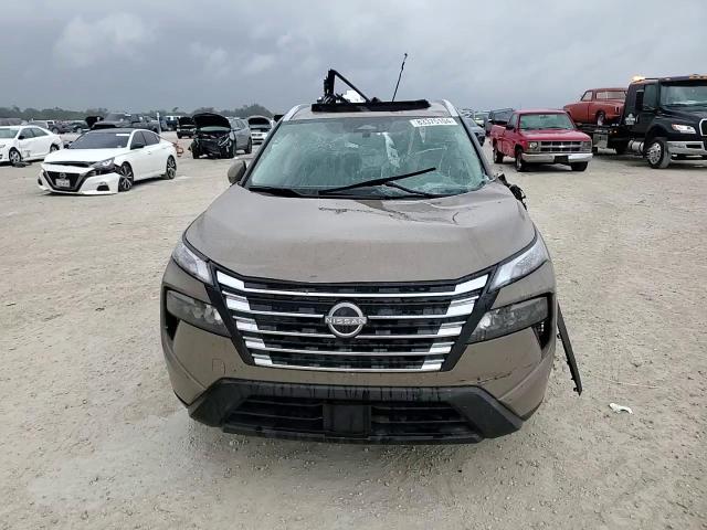 2024 Nissan Rogue - Image 12