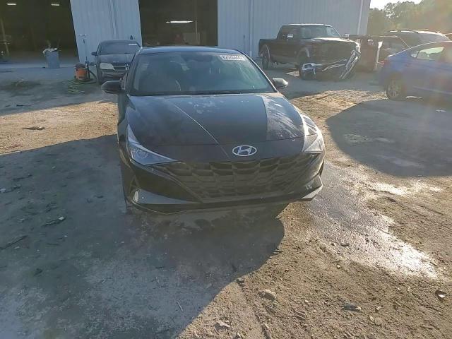2023 Hyundai Elantra - Image 14
