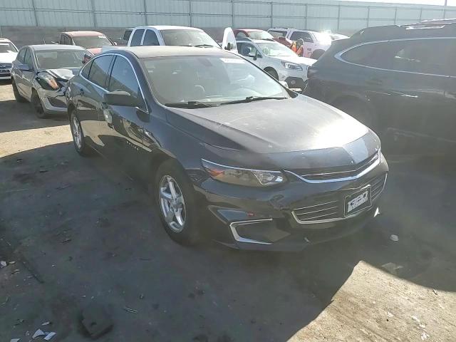 2017 Chevrolet Malibu - Image 11