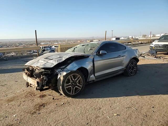 2020 Ford Mustang - Image 11