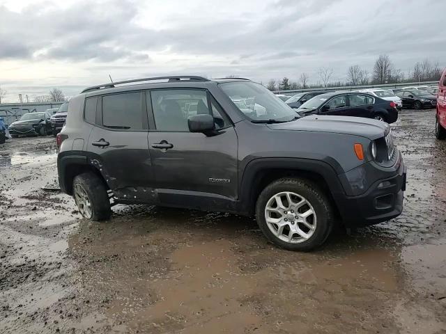 2018 Jeep Renegade - Image 12