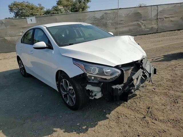 2019 Kia Forte - Image 11