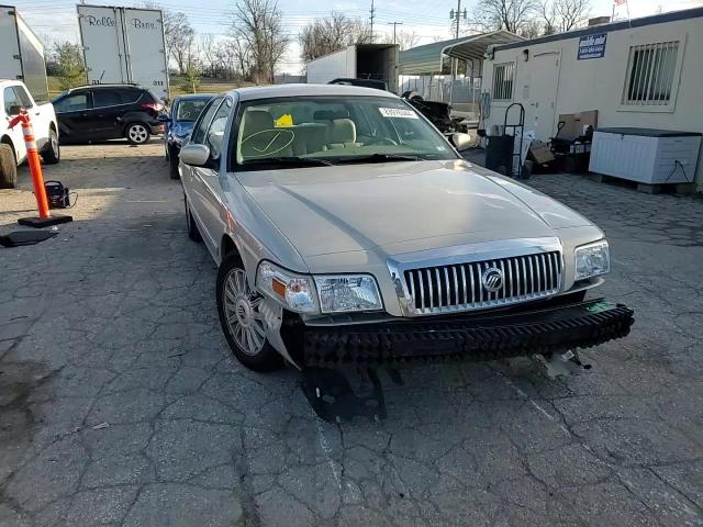 2008 Mercury Grand Marquis Gs VIN: 2MEFM74V88X652745 Lot: 83976344