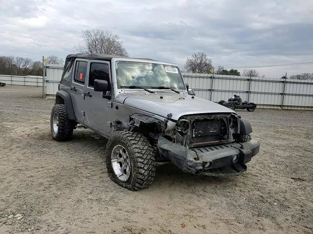 2017 Jeep Wrangler - Image 12