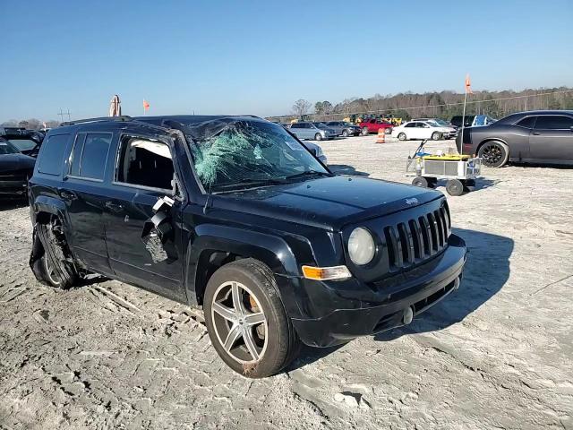 2012 Jeep Liberty (Patriot) - Image 12