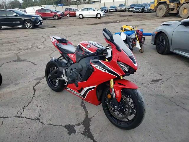 2017 Honda Cbr1000 Rr VIN: JH2SC7703HK000189 Lot: 82825954