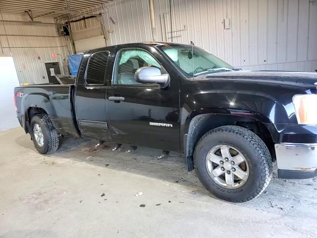 2011 GMC Sierra - Image 11
