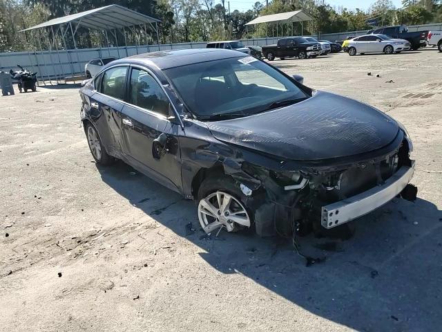 2013 Nissan Altima - Image 10