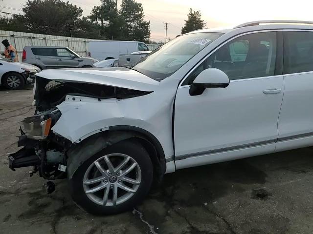 2016 Volkswagen Touareg Tdi VIN: WVGEP9BP1GD007148 Lot: 84800174