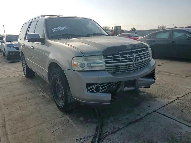 2008 Lincoln Navigator VIN: 5LMFU27588LJ04394 Lot: 84245174