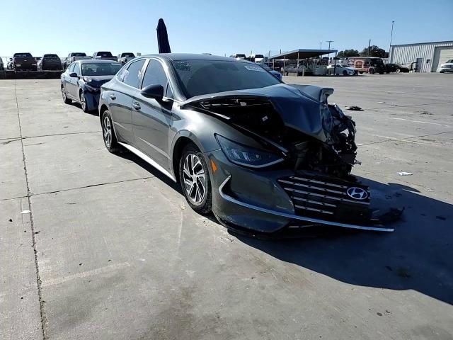 2021 Hyundai Sonata - Image 11