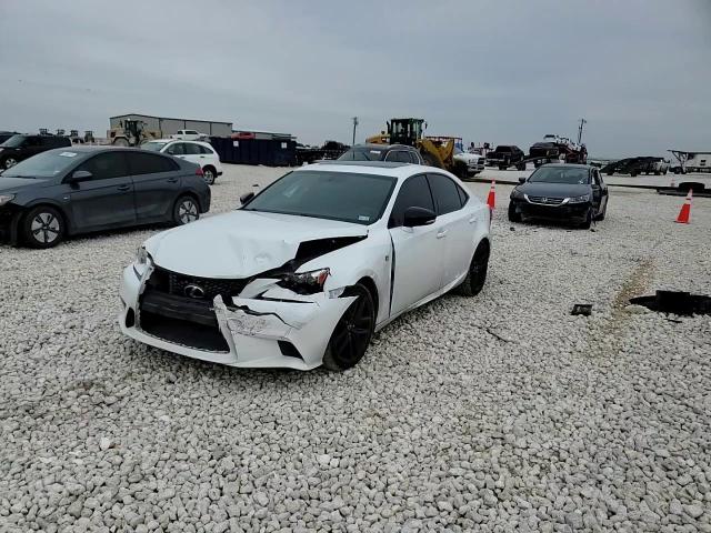 2016 Lexus IS - Image 11
