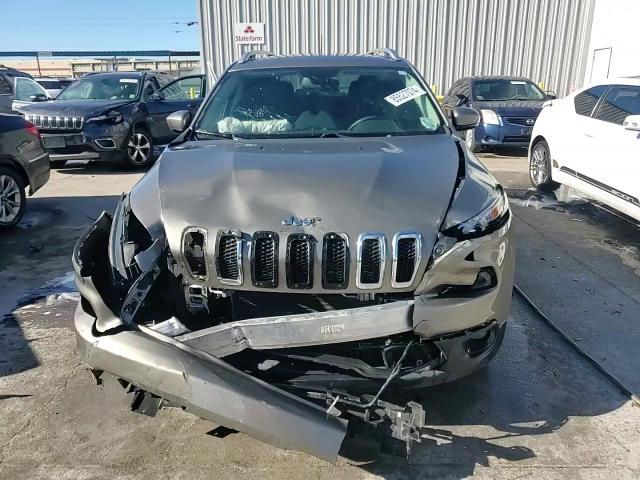 2017 Jeep Grand Cherokee - Image 14