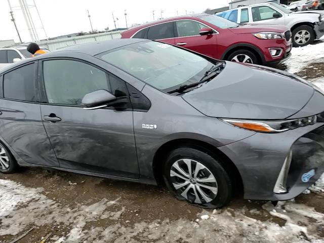 2021 Toyota Prius Prime Le VIN: JTDKAMFP5M3180520 Lot: 86153284