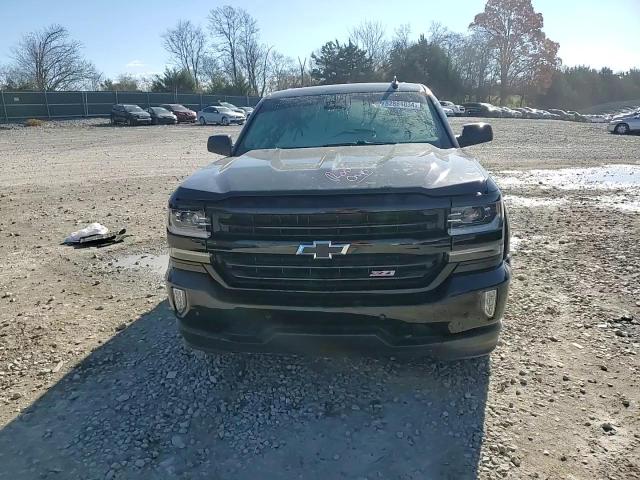 2018 Chevrolet Silverado - Image 11