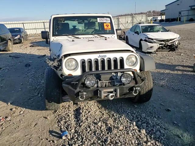 2010 Jeep Wrangler - Image 11