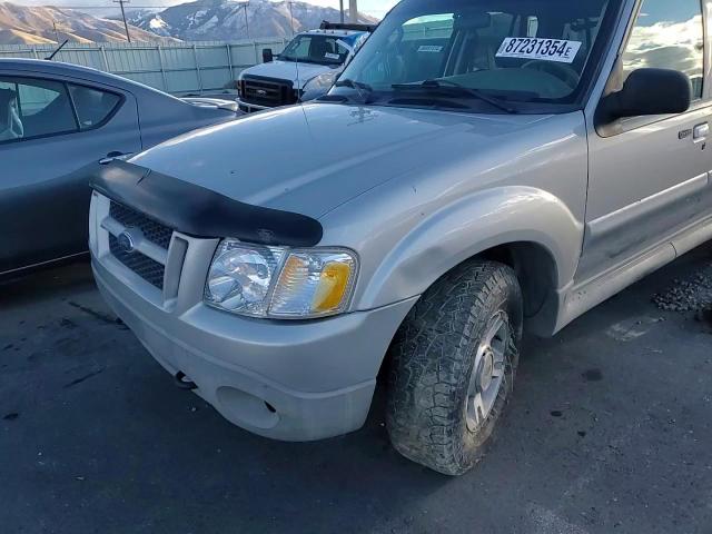 2003 Ford Explorer - Image 10