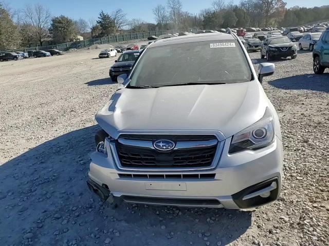 2018 Subaru Forester - Image 12