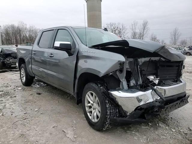2021 Chevrolet Silverado - Image 13