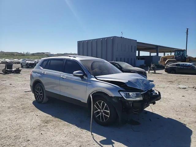 2019 Volkswagen Tiguan - Image 12