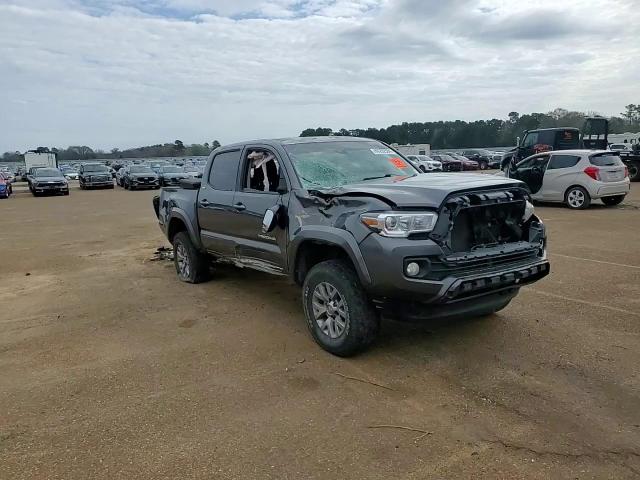 2019 Toyota Tacoma - Image 11