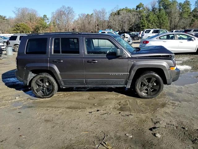 2017 Jeep Liberty (Patriot) - Image 15