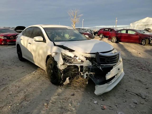 2013 Nissan Altima - Image 11