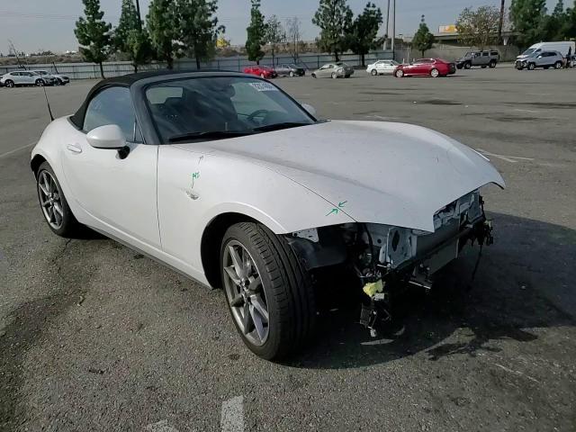 2023 Mazda MX-5 - Image 10