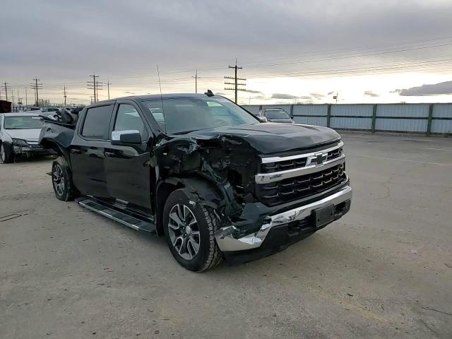 2022 Chevrolet Silverado - Image 10