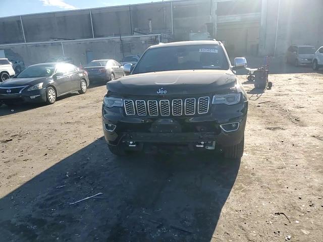 2017 Jeep Grand Cherokee - Image 11