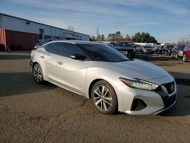 2020 Nissan Maxima - Image 14