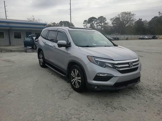 2018 Honda Pilot - Image 14