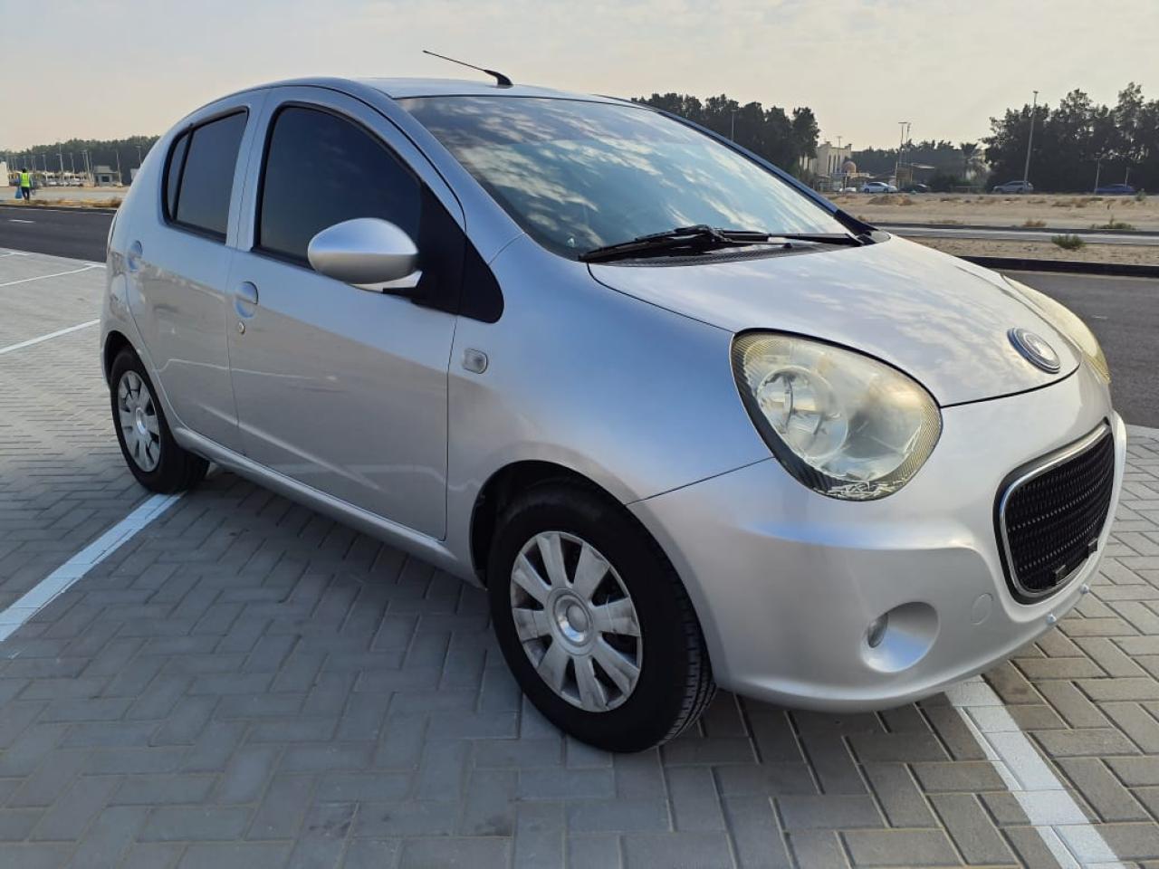 YYLoW GEELY GC2 Photo 1