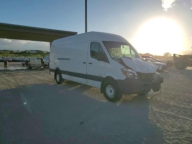 2014 Mercedes-Benz Sprinter 2500 VIN: WD3PE8DE9E5900176 Lot: 83098834