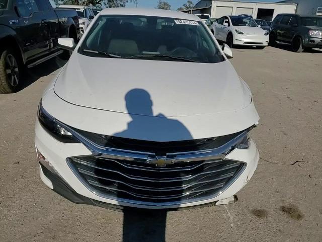 2020 Chevrolet Malibu - Image 10