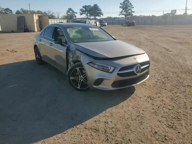 2019 Mercedes-Benz A 220 VIN: WDD3G4EB5KW015285 Lot: 86525494