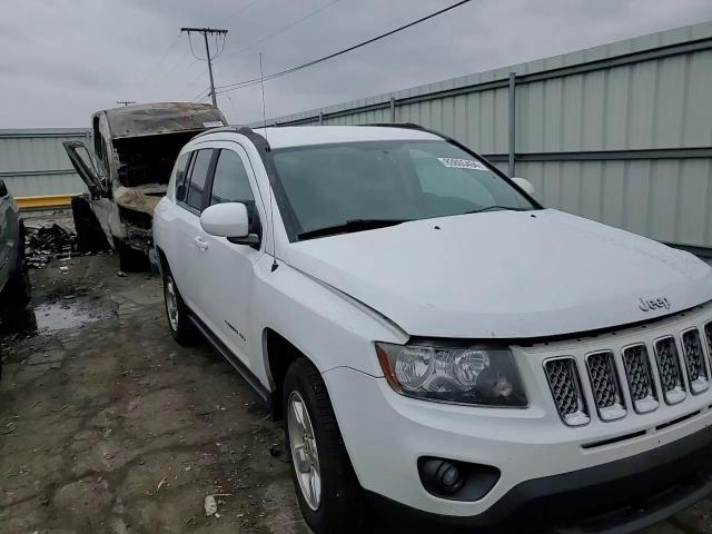 2016 Jeep Compass Latitude VIN: 1C4NJCEAXGD666176 Lot: 83865494