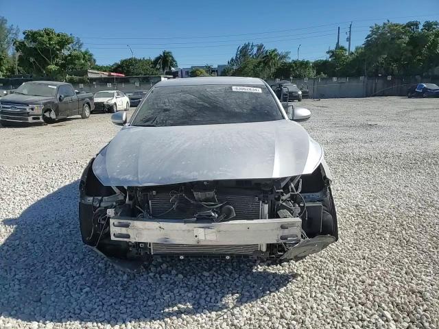 2020 Nissan Altima - Image 14
