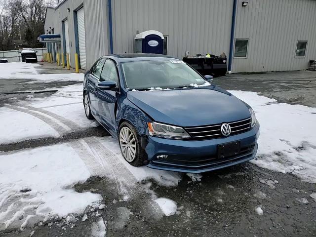 2016 Volkswagen Jetta - Image 11