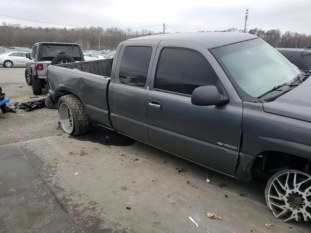 2005 Chevrolet Silverado K1500 VIN: 1GCEK19B35Z153677 Lot: 83646064