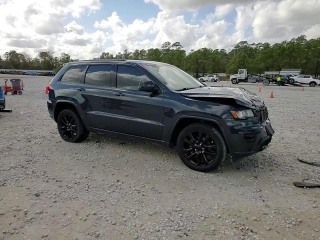 2018 Jeep Grand Cherokee - Image 15