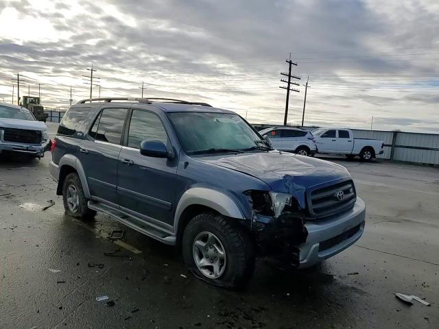 2002 Toyota Sequoia - Image 12