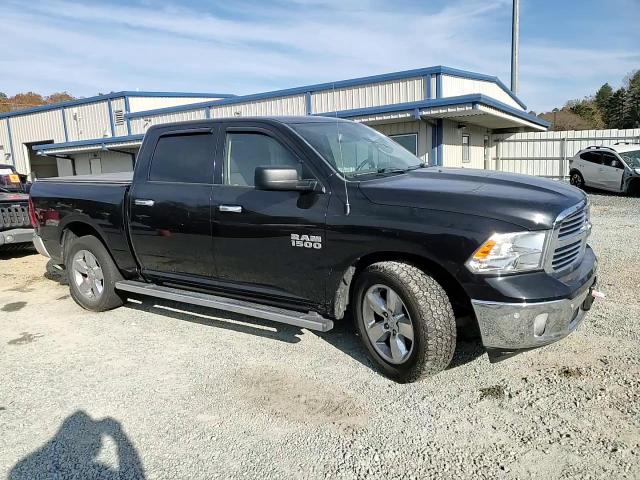 2015 RAM 1500 - Image 11