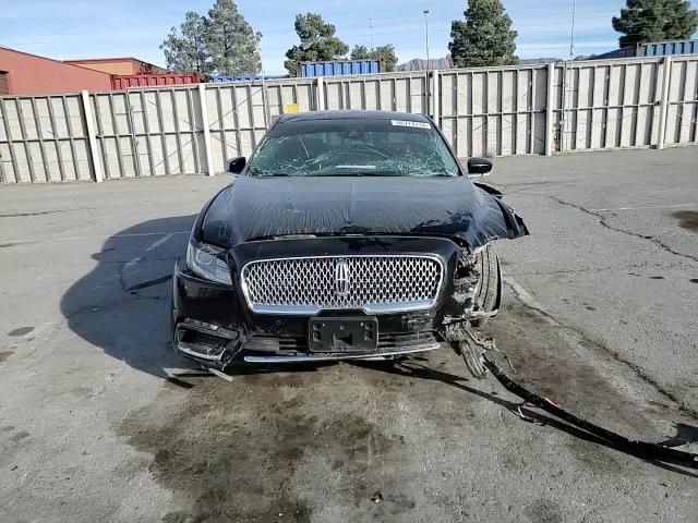 2018 Lincoln Continental - Image 10