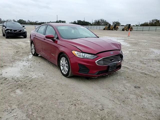 2019 Ford Fusion - Image 10