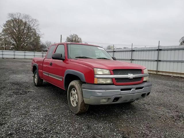 2004 Chevrolet Silverado - Image 10